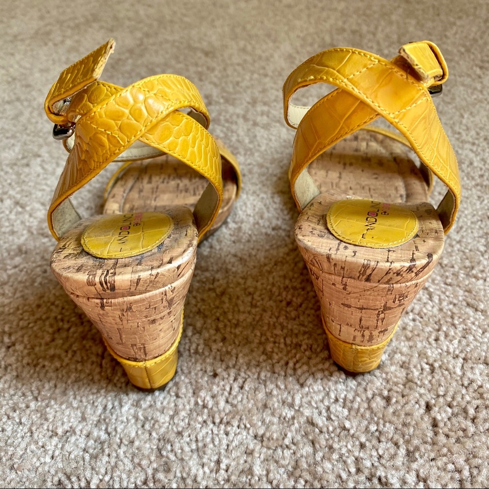 Cork Sandals - Picture 3 of 8